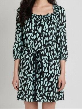 Diane Von Furstenberg Womens Black & Green Animal Print Mini Dress Sz XXS